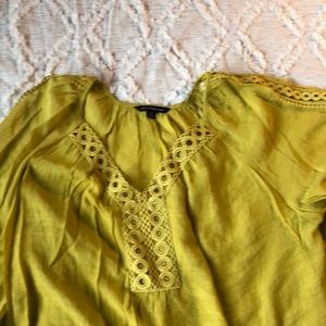 Zac and Rachel flowey blouse!  Size 2x